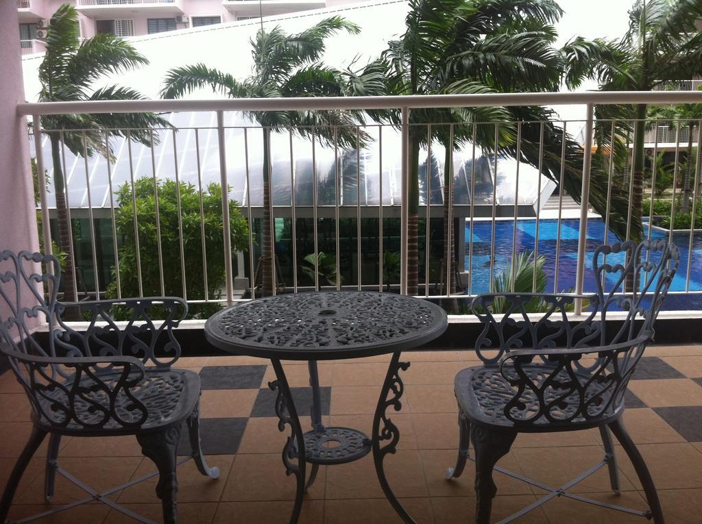 Indah Alam Condo Shah Alam Værelse billede