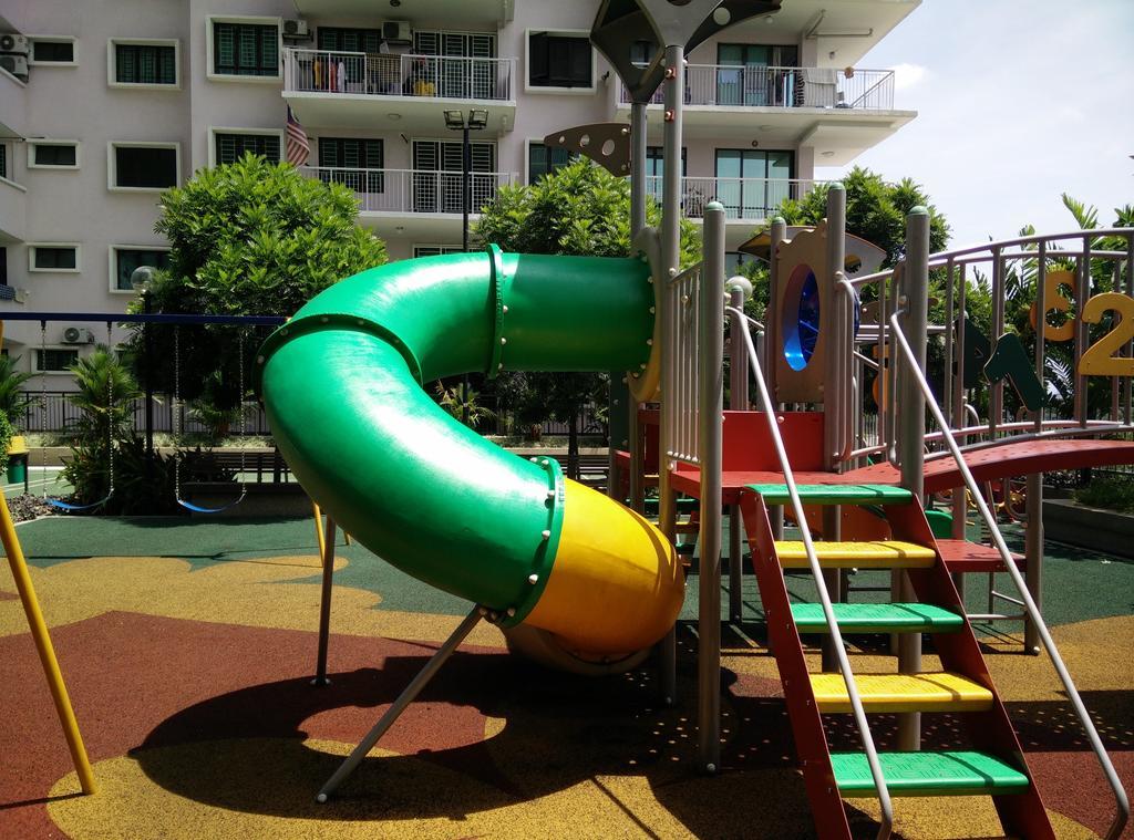 Indah Alam Condo Shah Alam Værelse billede